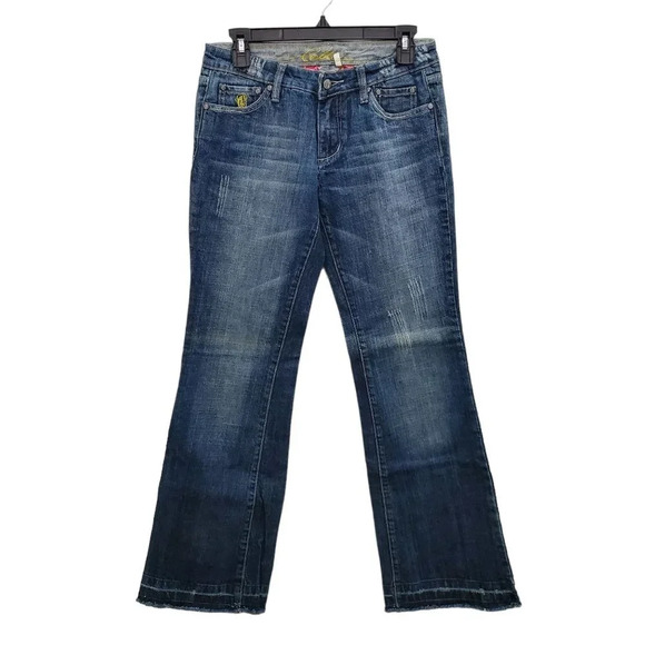 C'est Toi Junior's Boho Hippie Embroidered Flower Released Hem Flare Jeans Sz‎ 5 - Picture 1 of 7